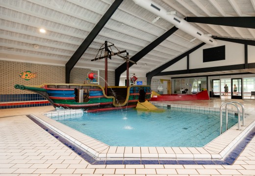 Zwembad- kinderbadje (2).jpg