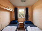 Acacia- slaapkamers twee aparte bedden.jpg