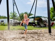 bosuil jongetje zand trappen1C5A8623.jpg