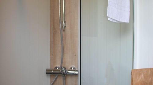 Privé sanitair- douche.jpg